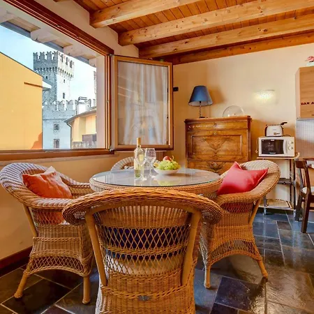 Apartment Desenzanoloft Official Partner Marriott Homes & -penthouse Never Say Never Castle View *