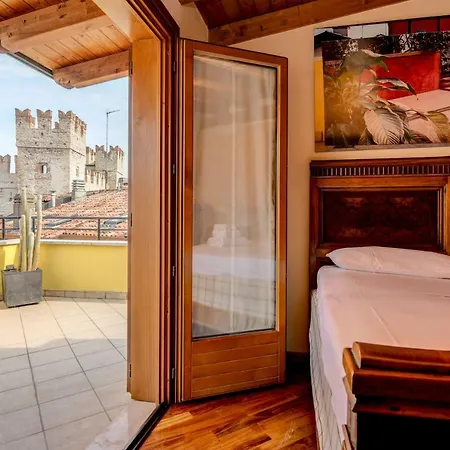 Apartment Desenzanoloft Official Partner Marriott Homes & -penthouse Never Say Never Castle View *