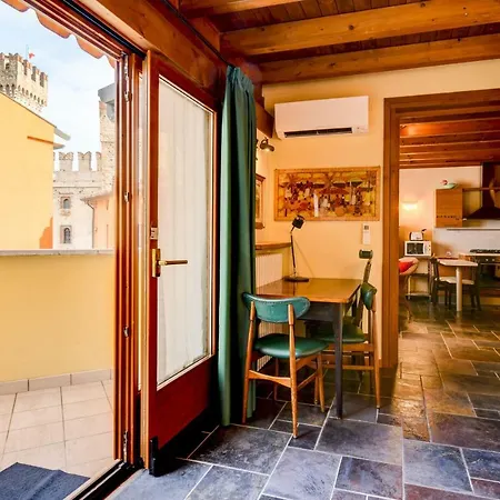 Apartmán Desenzanoloft Official Partner Marriott Homes & -penthouse Never Say Never Castle View